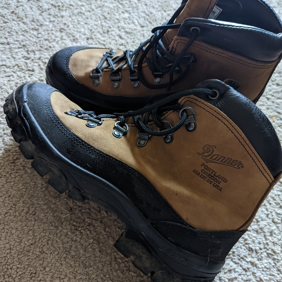 Danner Other - Danner Combat Hiker goretex hiking boot men's 9.5